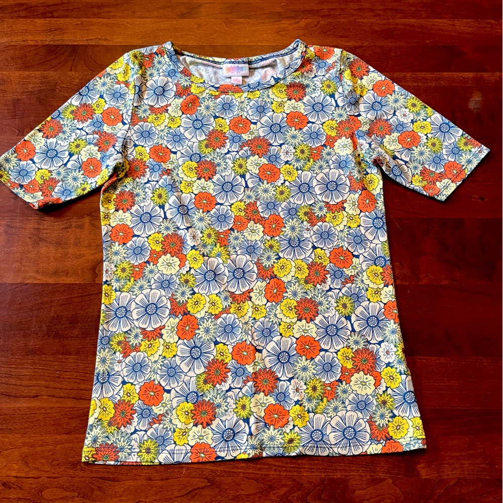 LuLaRoe Colorful Flower Shirt Size Small
